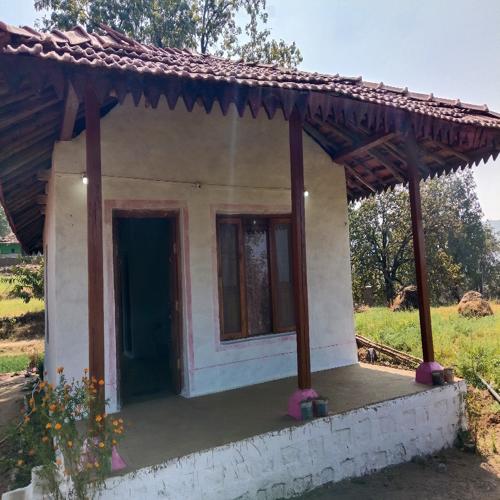 Amba Mai Homestay, Chimtipur